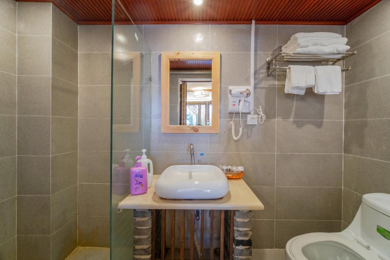Yingluo Guest House Lijiang  Extérieur photo