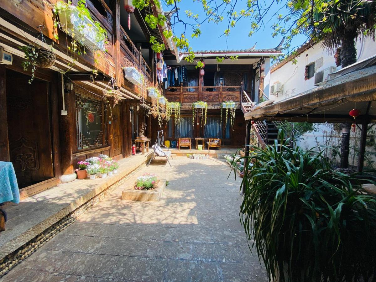 Yingluo Guest House Lijiang  Extérieur photo