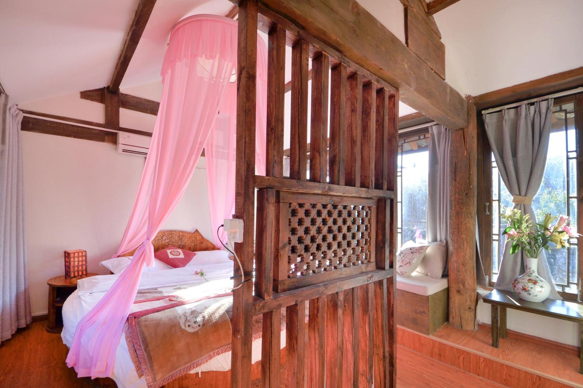 Yingluo Guest House Lijiang  Extérieur photo