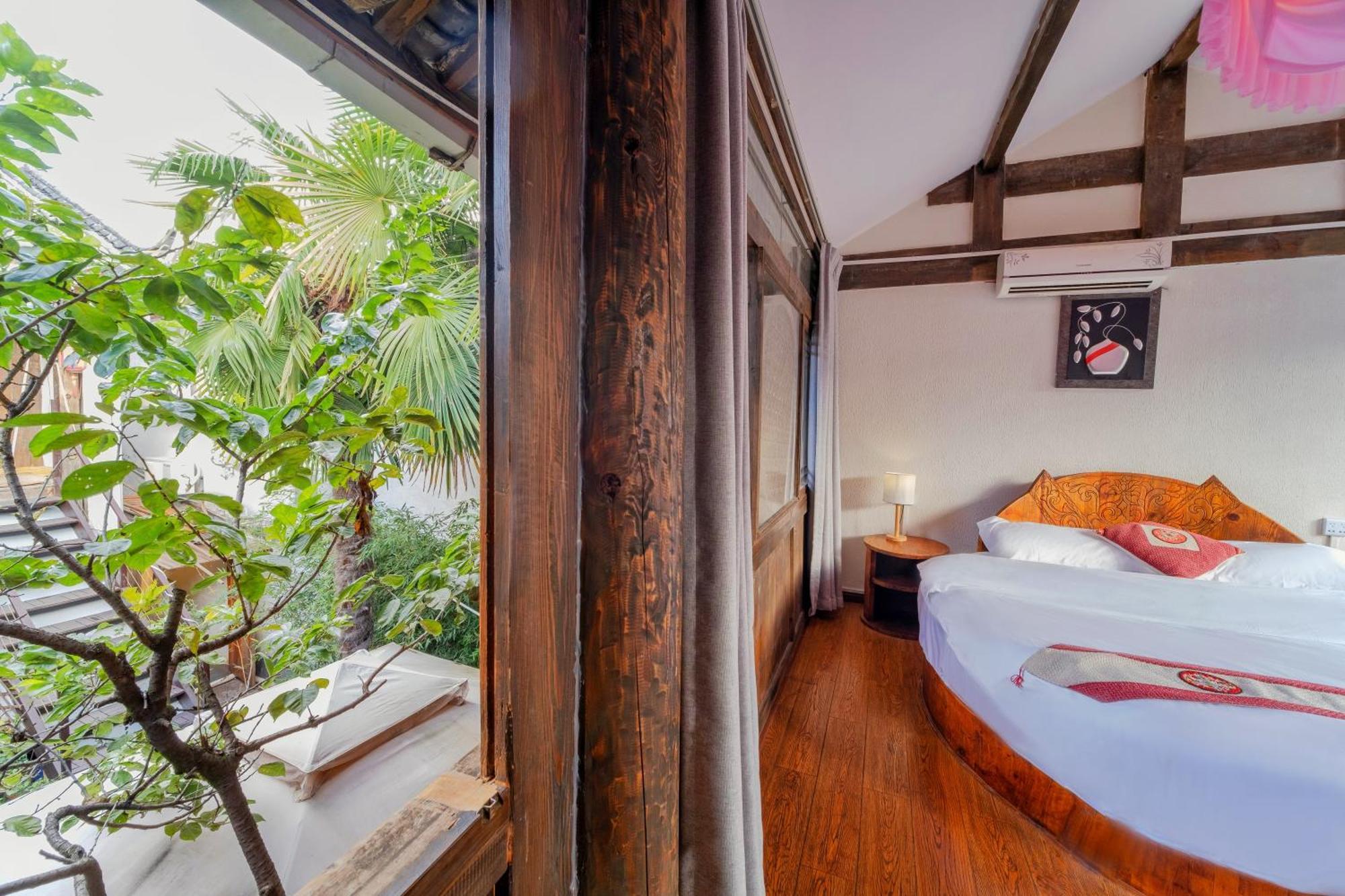 Yingluo Guest House Lijiang  Extérieur photo
